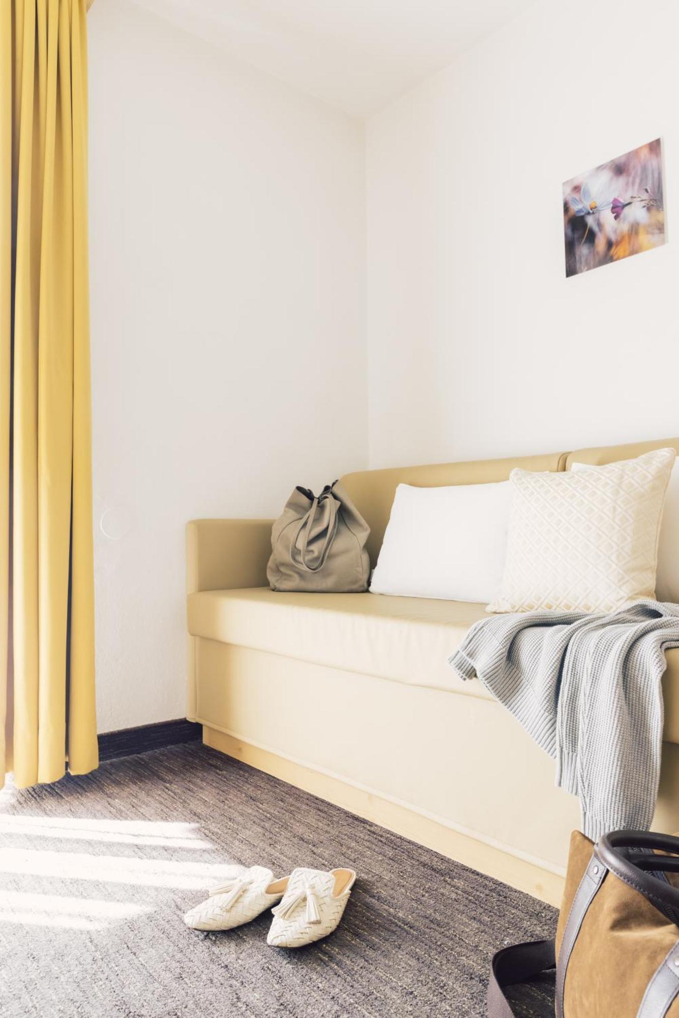 Posthotel Lutago Habitación foto